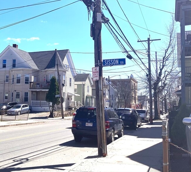 4 Sisson Terrace in Lynn, MA - Building Photo - Building Photo