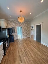 688 King St in Charleston, SC - Foto de edificio - Building Photo