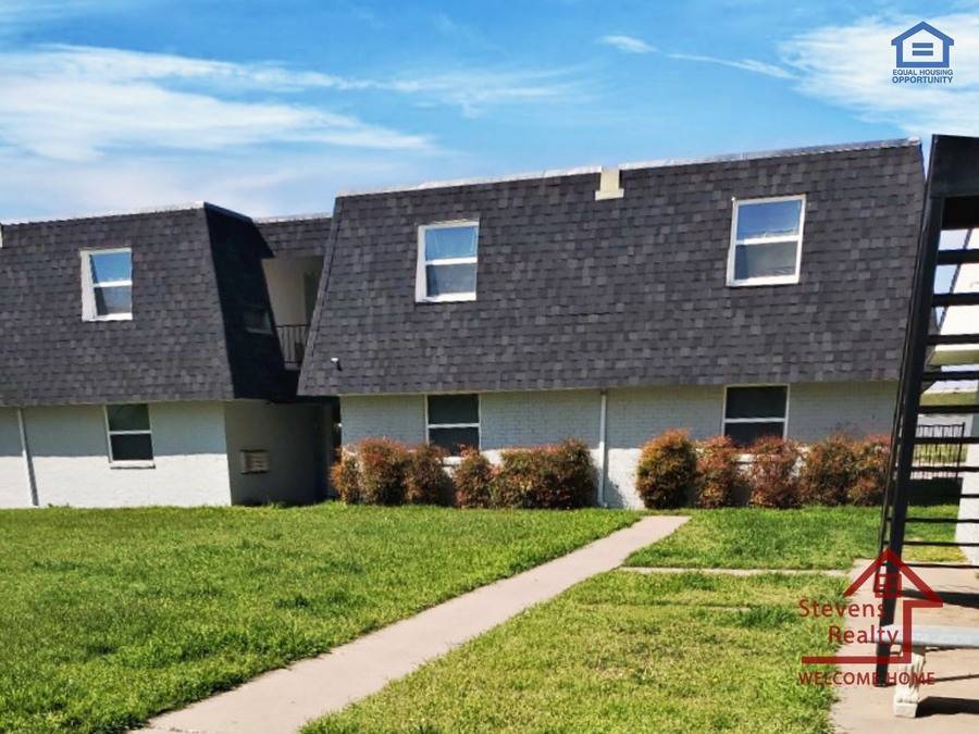 2111 NW Lindy Ave in Lawton, OK - Building Photo