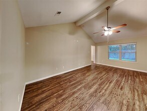 10292 Stone Gate Dr in Conroe, TX - Building Photo - Building Photo