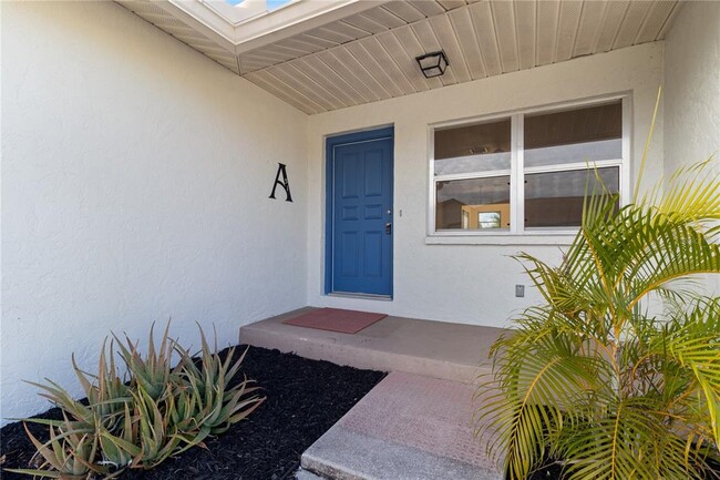 51 Boundary Blvd in Rotonda West, FL - Building Photo - Building Photo