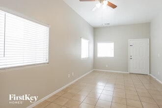 6707 Pocket Wood St in Las Vegas, NV - Building Photo - Building Photo