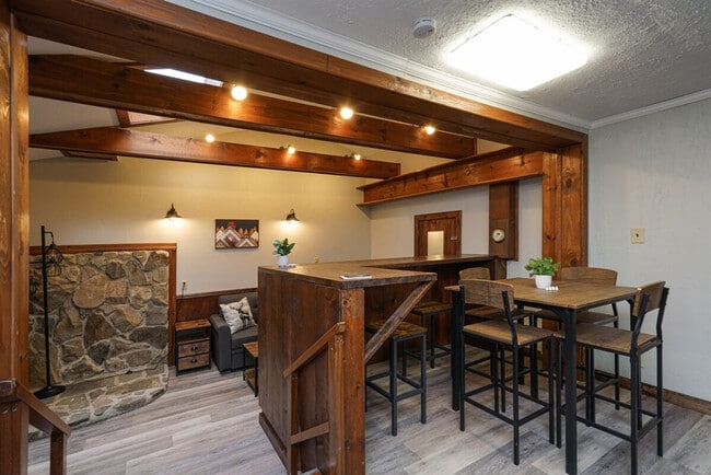 72 Faulkner Rd