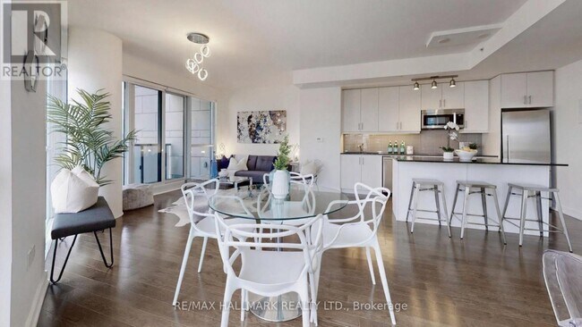 property at 1-2101 The Esplanade
