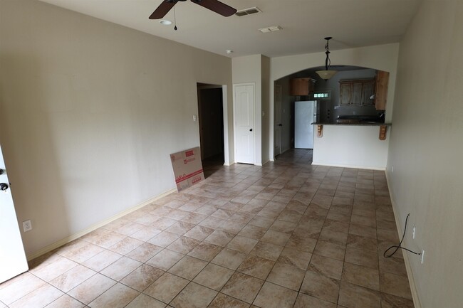 113 Summer Creek Dr in Longview, TX - Building Photo - Building Photo