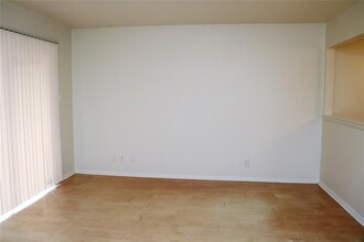 1122 Oxford St-Unit -A in River Oaks, TX - Building Photo - Building Photo