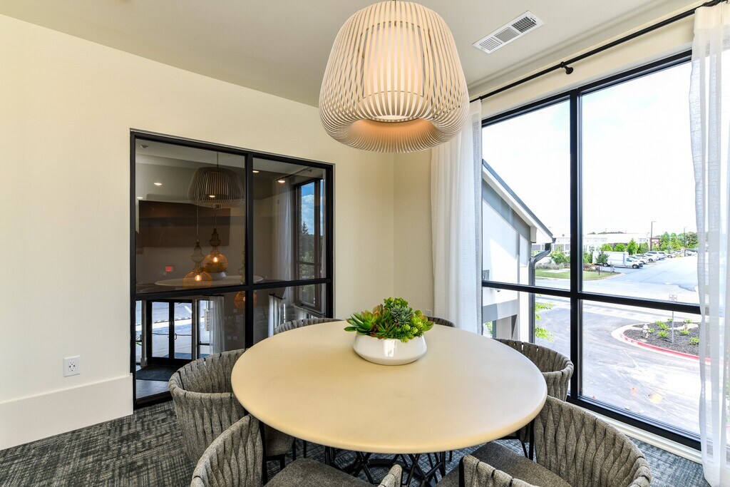 Somerset Apartments Mcdonough, GA Apartments