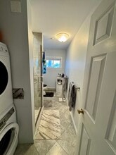 5 Duston Ave, Unit C in Hampton, NH - Foto de edificio - Building Photo