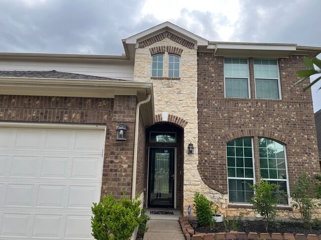 property at 5631 Jay Thrush Dr
