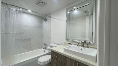 7605 NW 4th Pl in Margate, FL - Building Photo - Building Photo