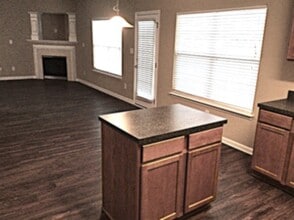 2524 Ingleside Dr in High Point, NC - Building Photo - Building Photo