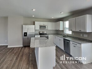 1079 Cone Blvd in Nashville, TN - Building Photo - Building Photo