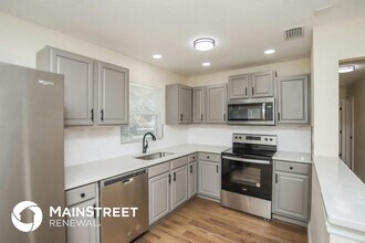 1286 Hollywood Dr in Melbourne, FL - Building Photo - Building Photo