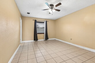 1501 Somerset Pl in Marrero, LA - Building Photo - Building Photo