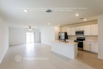 714 Carlyle Way in Fort Pierce, FL - Building Photo - Building Photo