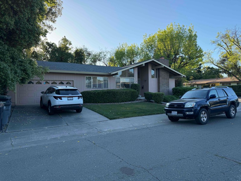 1515 Willow Ln in Davis, CA - Building Photo