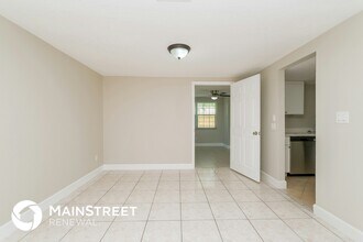 6215 Westport Dr in Port Richey, FL - Building Photo - Building Photo