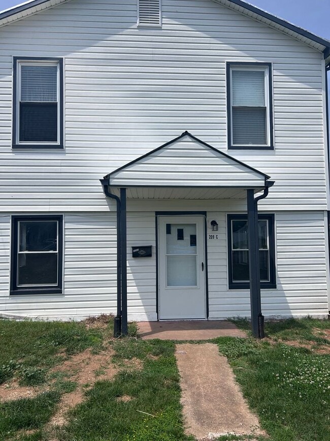 property at 209 E Spotswood Ave