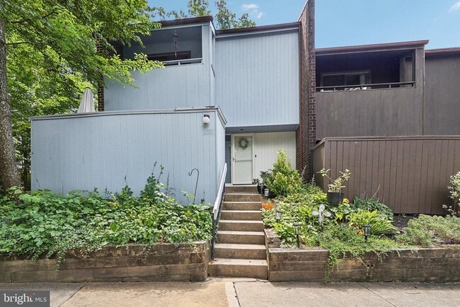 2031 Approach Ln in Reston, VA - Building Photo - Building Photo