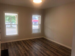 949 Fulton St W in Grand Rapids, MI - Building Photo - Building Photo