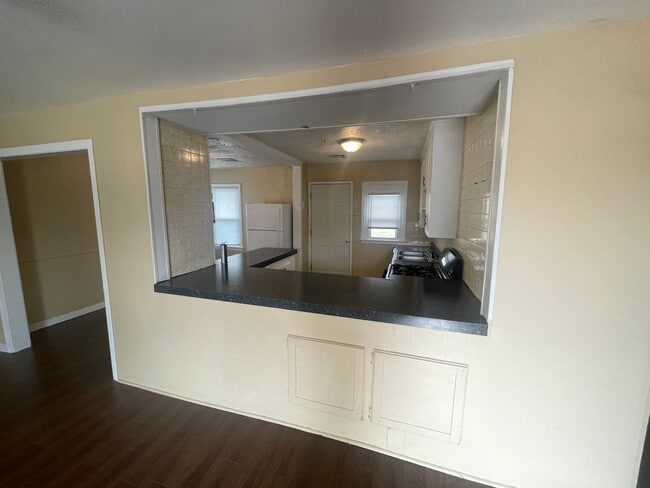 property at 525 Iowa St