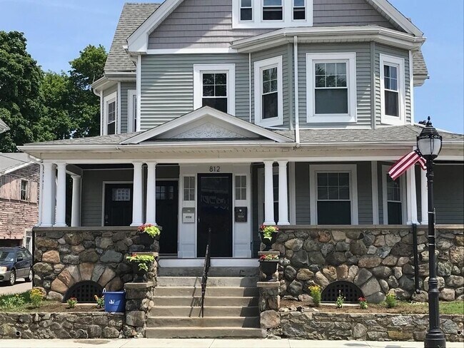 property at 812 Moody St