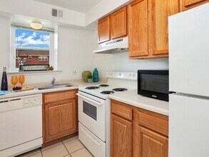Liberty Pointe in Newark, DE - Building Photo - Building Photo