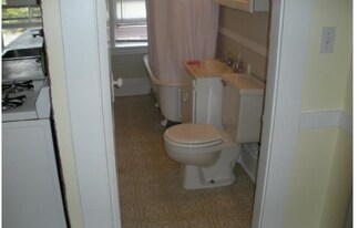16 Dighton St, Unit 1 in Boston, MA - Building Photo