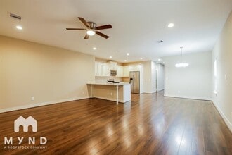 5003 Higgins St in Houston, TX - Foto de edificio - Building Photo