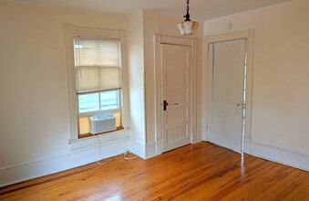 432 Highland Ave SW, Unit C in Roanoke, VA - Building Photo - Building Photo