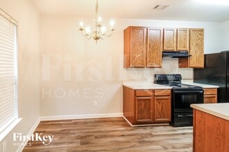 243 Brookview Dr in Riverdale, GA - Building Photo - Building Photo