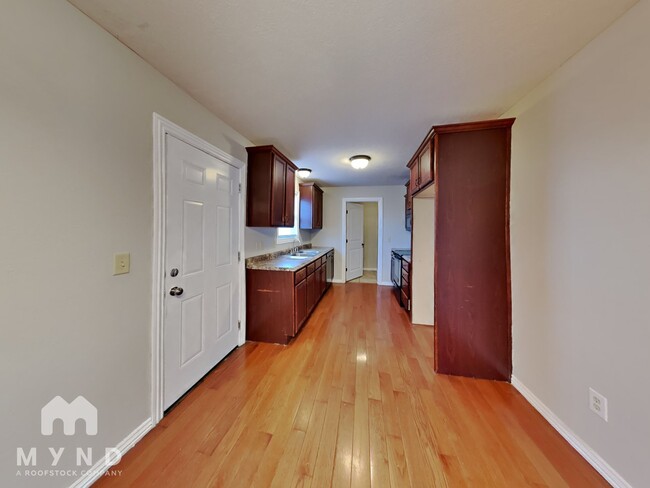 5673 S Lexington Ave in Springfield, MO - Building Photo - Building Photo