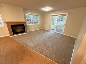535 6th St N in Hudson, WI - Foto de edificio - Building Photo