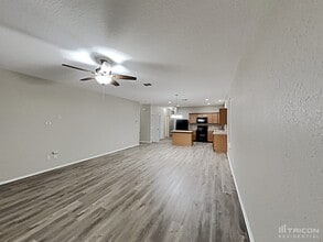219 Golden Fawn in Selma, TX - Building Photo - Building Photo