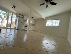 5013 W 142nd St in Hawthorne, CA - Building Photo - Building Photo