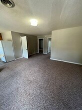 208 Ivie Ln in Martin, TN - Building Photo - Building Photo