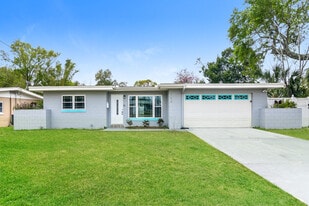 754 Avenue North Southeast in Winter Haven, FL - Building Photo