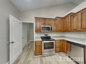 4687 Bayview Dr in Columbus, IN - Building Photo - Building Photo