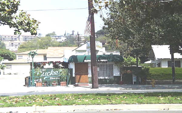 4535 Eagle Rock Blvd in Los Angeles, CA - Foto de edificio - Building Photo