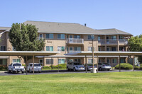 The Hampshire in Merced, CA - Foto de edificio - Building Photo