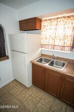3515 La Luz Ave in El Paso, TX - Building Photo - Building Photo