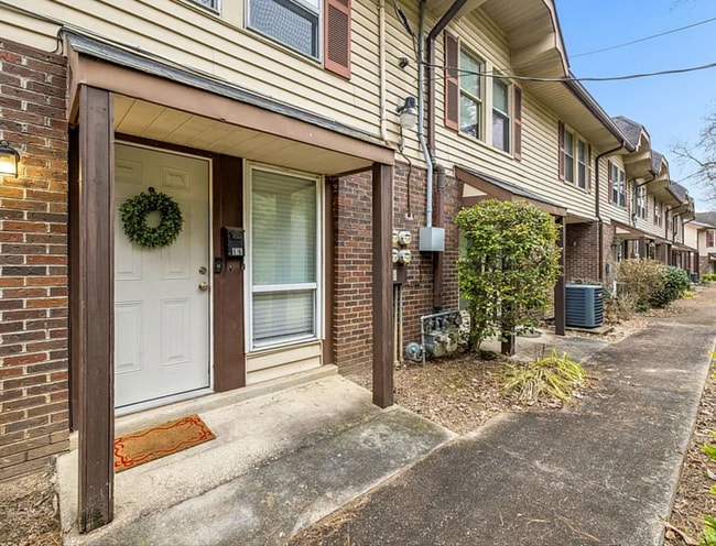 500 Paragon Mills Rd, Unit E6 in Nashville, TN - Building Photo - Building Photo