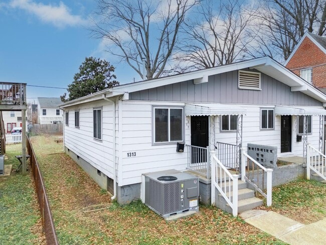 1313 Wallace St in Richmond, VA - Building Photo - Building Photo