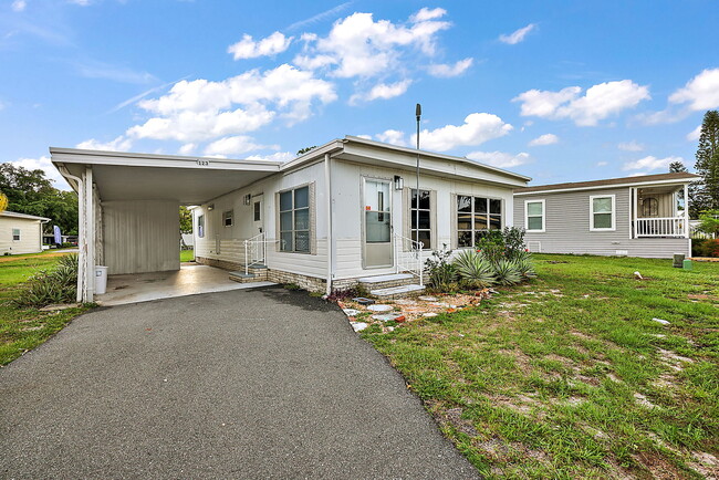 123 Camellia Dr in Leesburg, FL - Building Photo - Building Photo