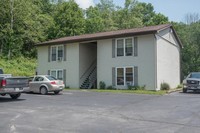 208-214 Hearthstone in Factoryville, PA - Foto de edificio - Building Photo