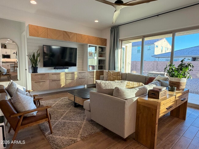 10849 E Thunderbolt Ave in Mesa, AZ - Building Photo - Building Photo