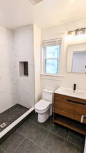 17 Marcella St, Unit 2 in Cambridge, MA - Foto de edificio - Building Photo