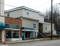 327 Ferry St in Russell, KY - Building Photo - Building Photo