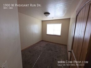 1900 W Pheasant Run Dr in Orem, UT - Building Photo - Building Photo