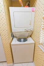 353 S US Hwy 1, Unit F407 in Jupiter, FL - Foto de edificio - Building Photo